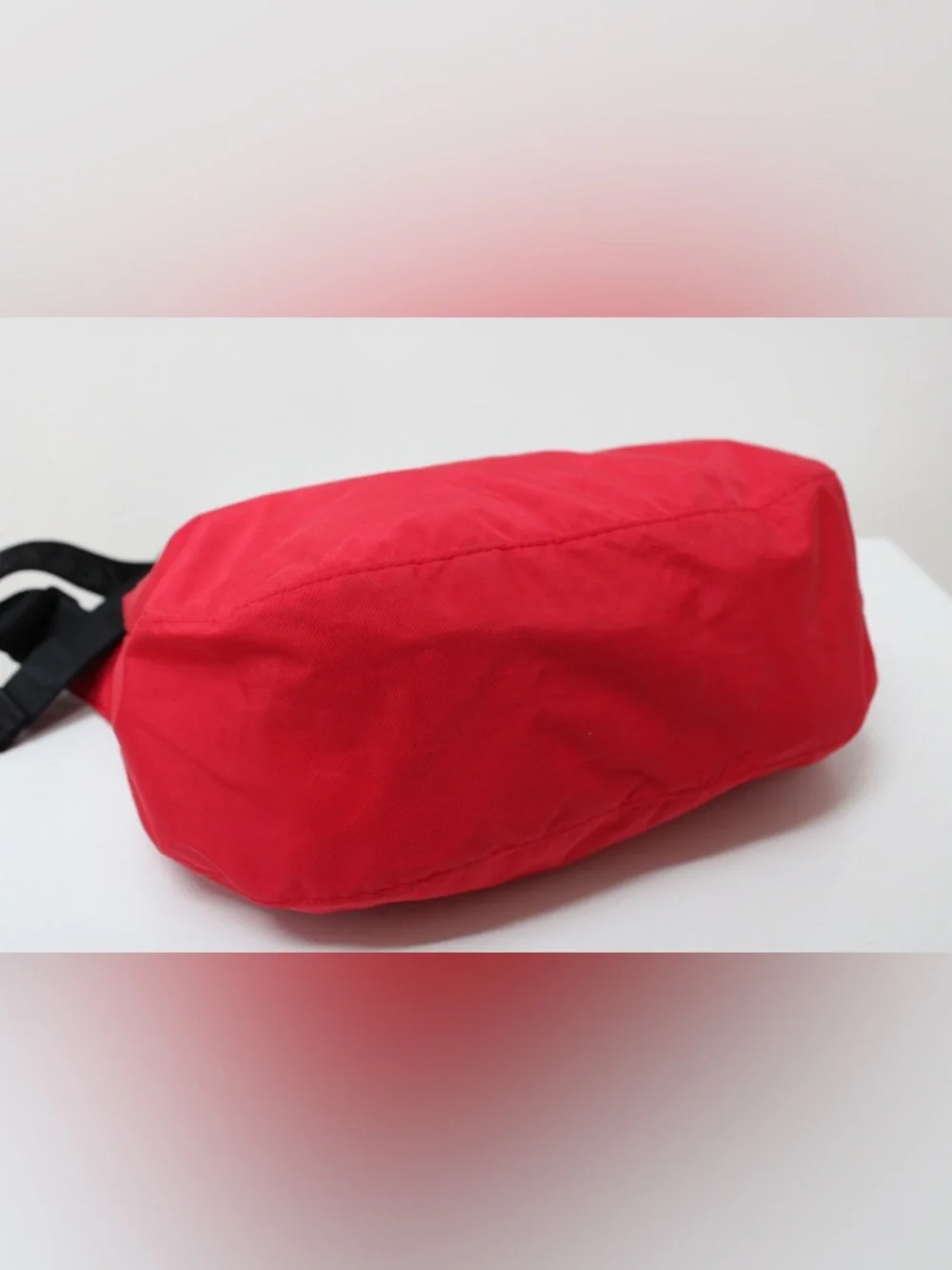 Baggu Crescent hobo bag